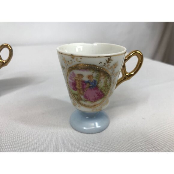 VINTAGE FOOTED DEMITASSE CUPS AND SAUCERS ~ CAMEO PRINT W/ GOLD DETAIL - Picture 3 of 6